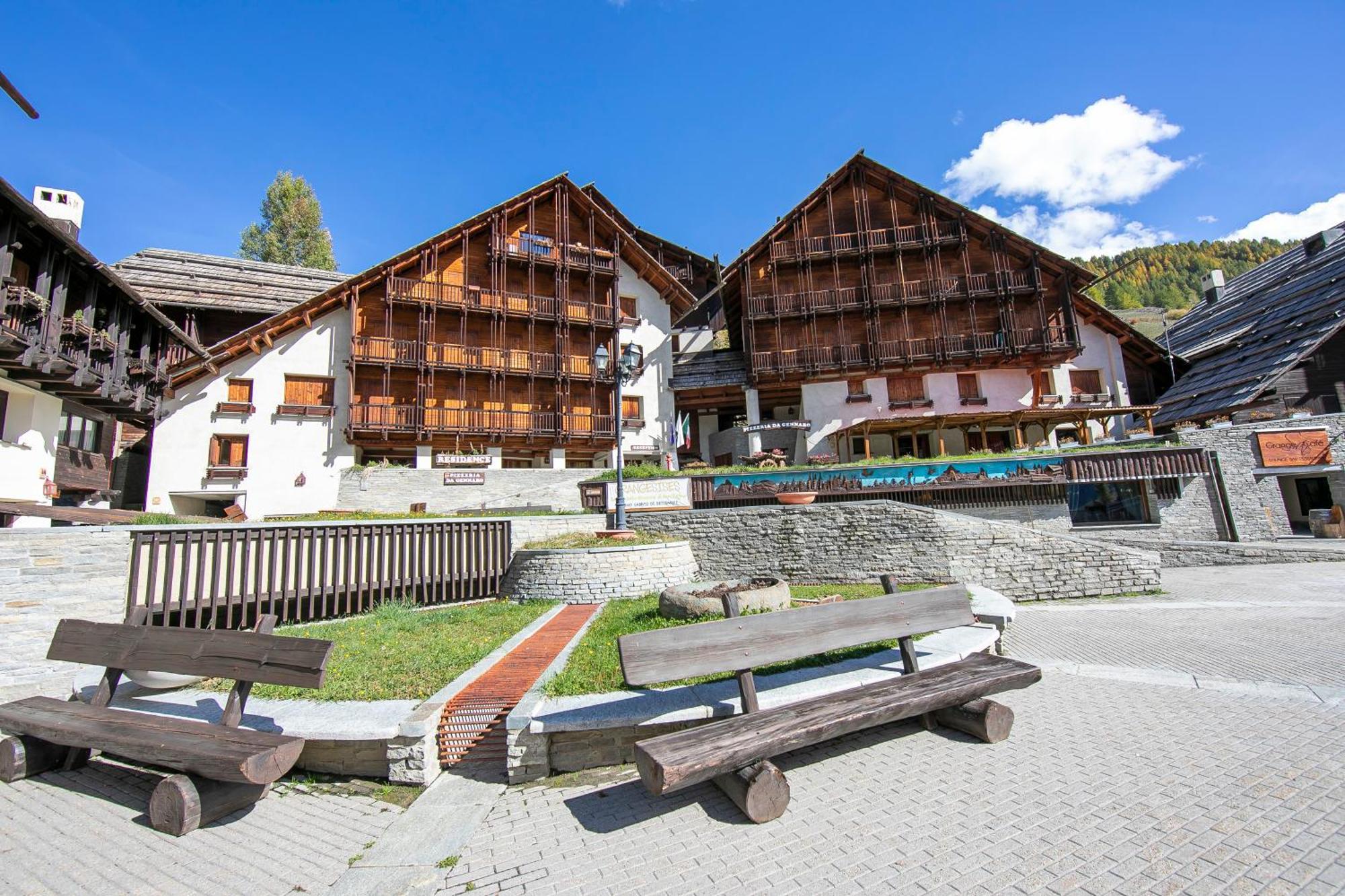 Grange Hike & Ski Sestriere Apartments 外观 照片